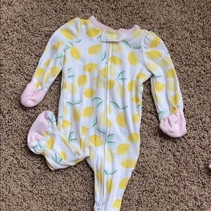 Lemon pajamas